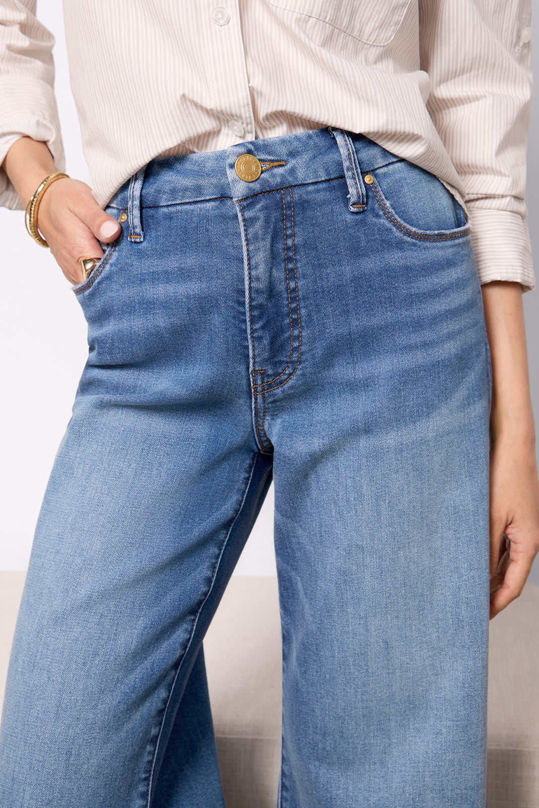 Petite Meg Wide Leg Raw Hem - Image 2