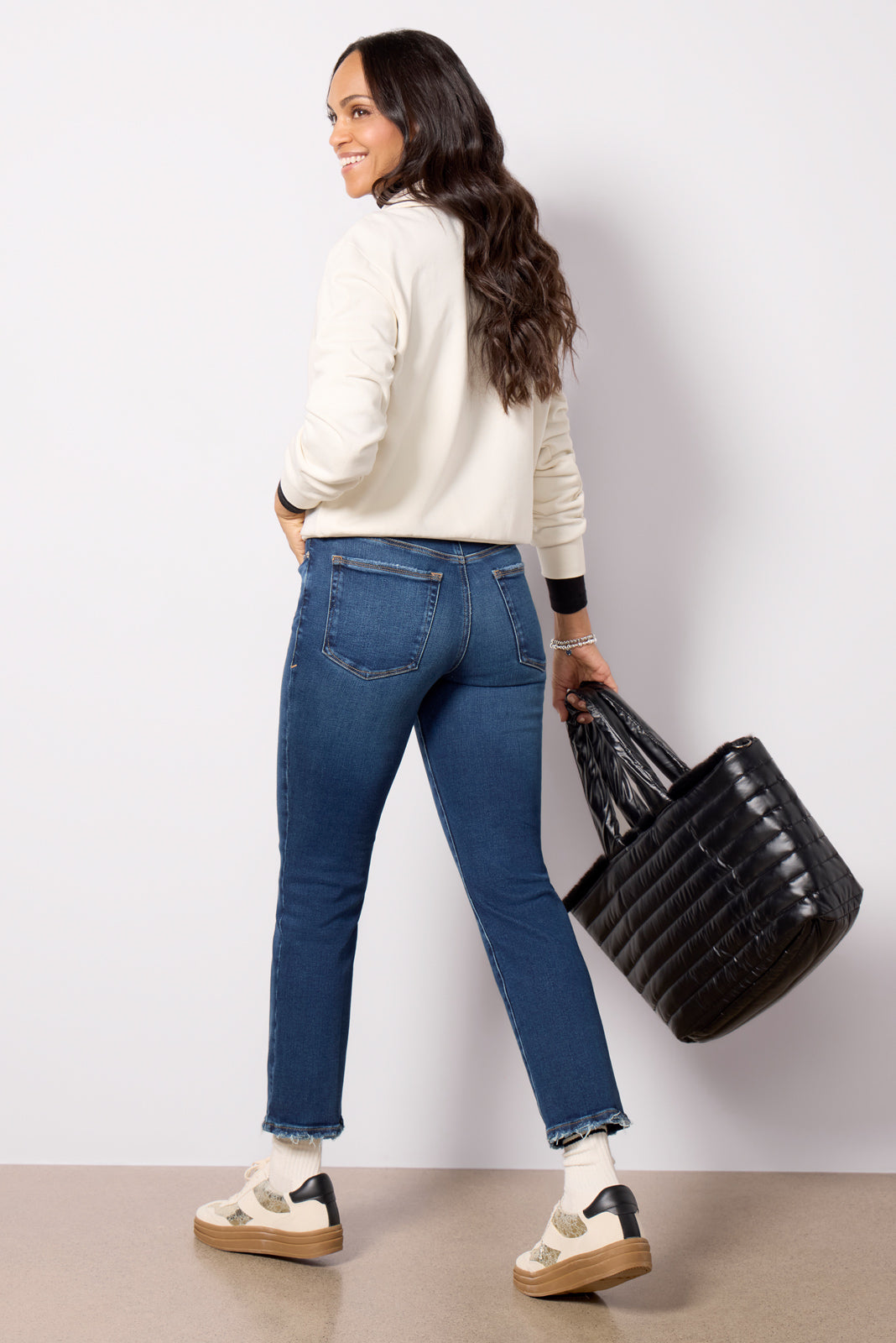 Good Legs Straight - Image 3