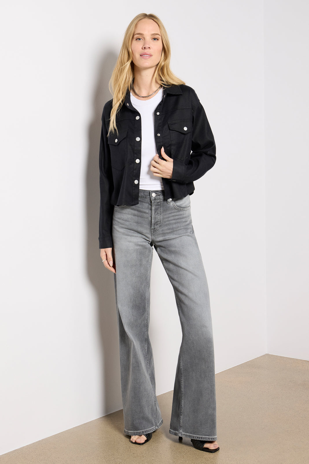 Frankie Stretch Linen Shacket - Image 2