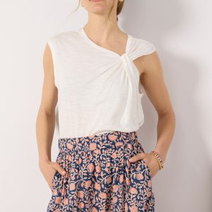 So Twisted Muscle Tee