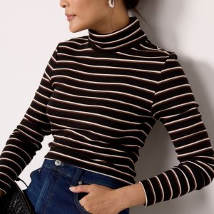 Essential Turtleneck