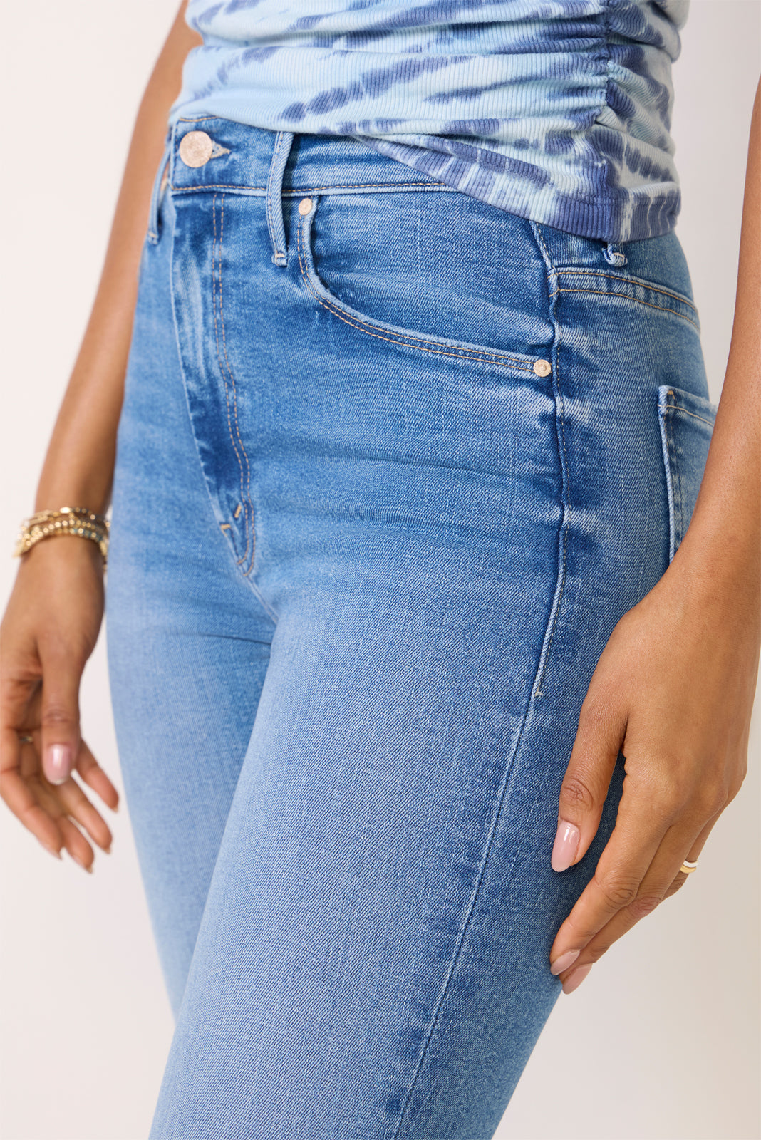 High Waisted Weekender Skimp - Image 3