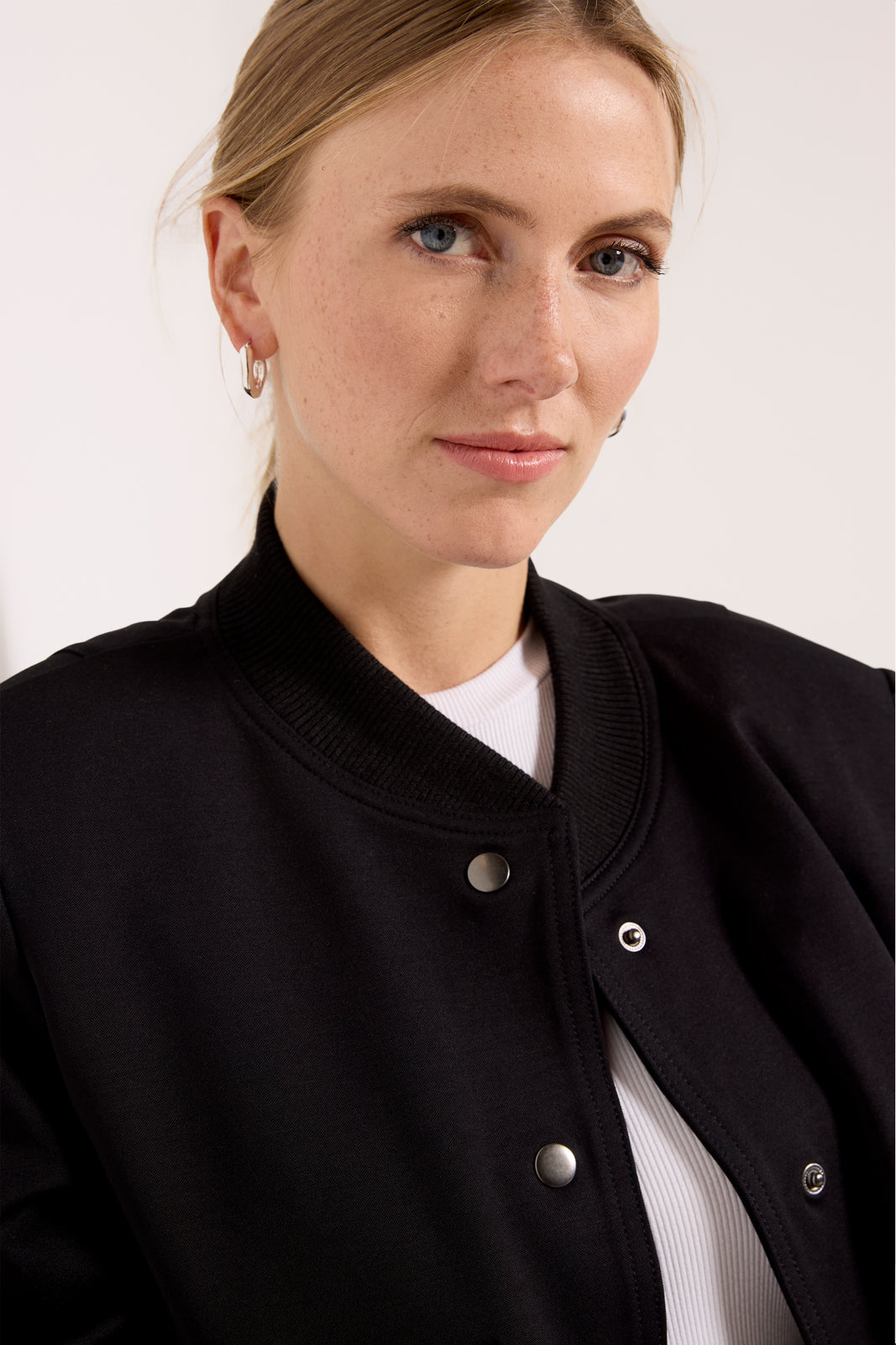 Camilla Bomber - Image 3