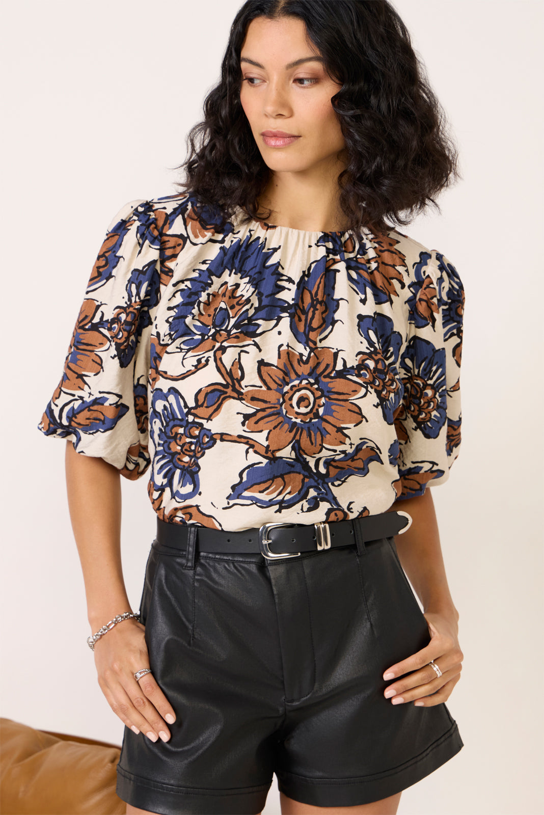 Elowyn Short Sleeve Blouse - Image 2