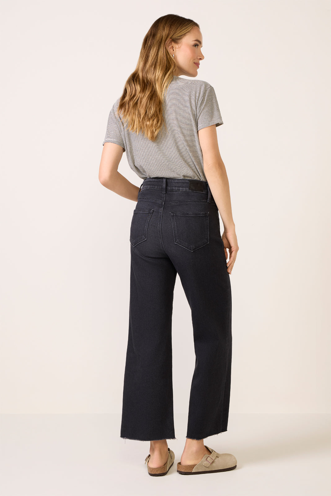 Anessa w Twisted Outseam Panel Wide Leg Jean - Image 4