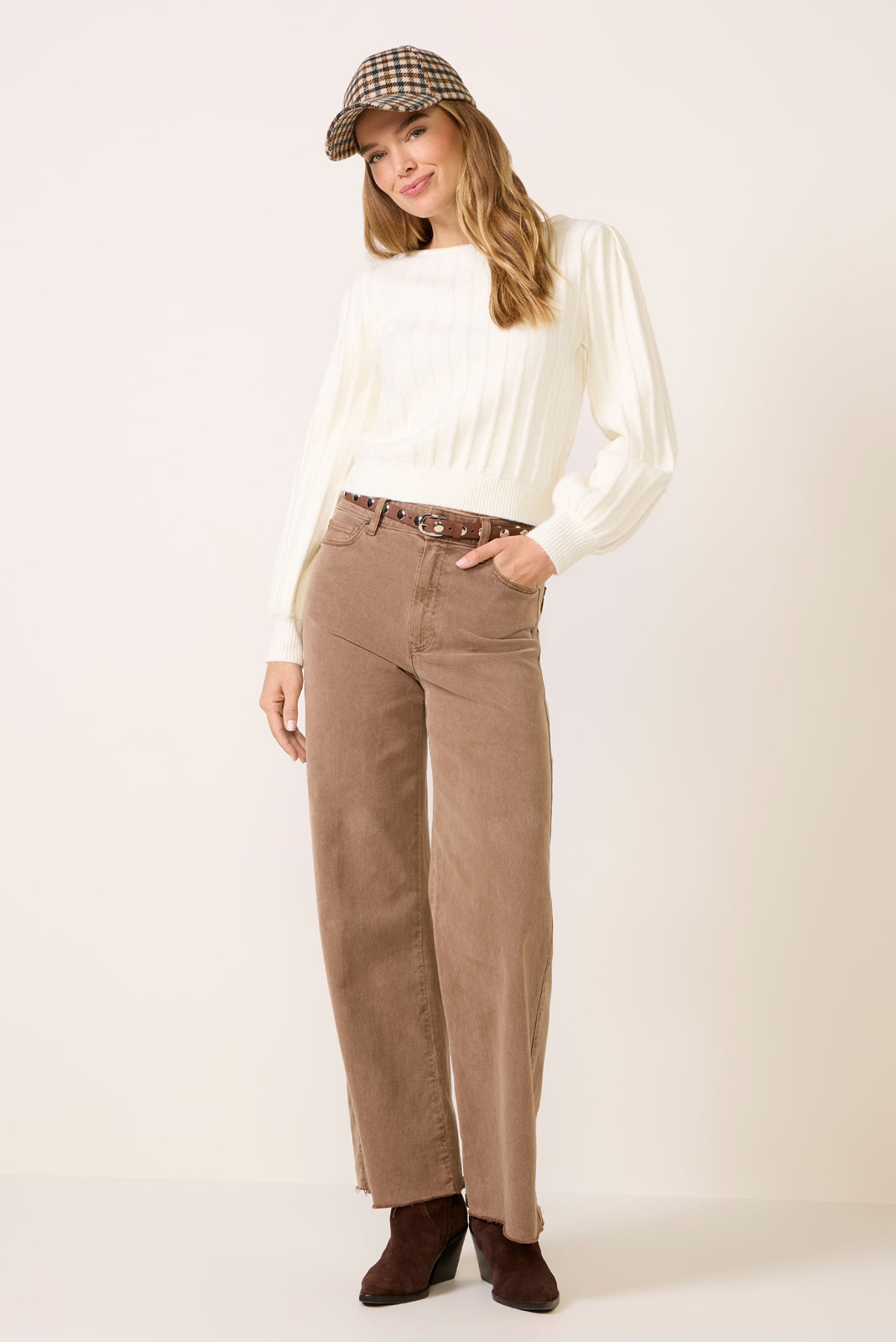 Anessa 31` w Raw Hem Wide Leg Pant - Image 5