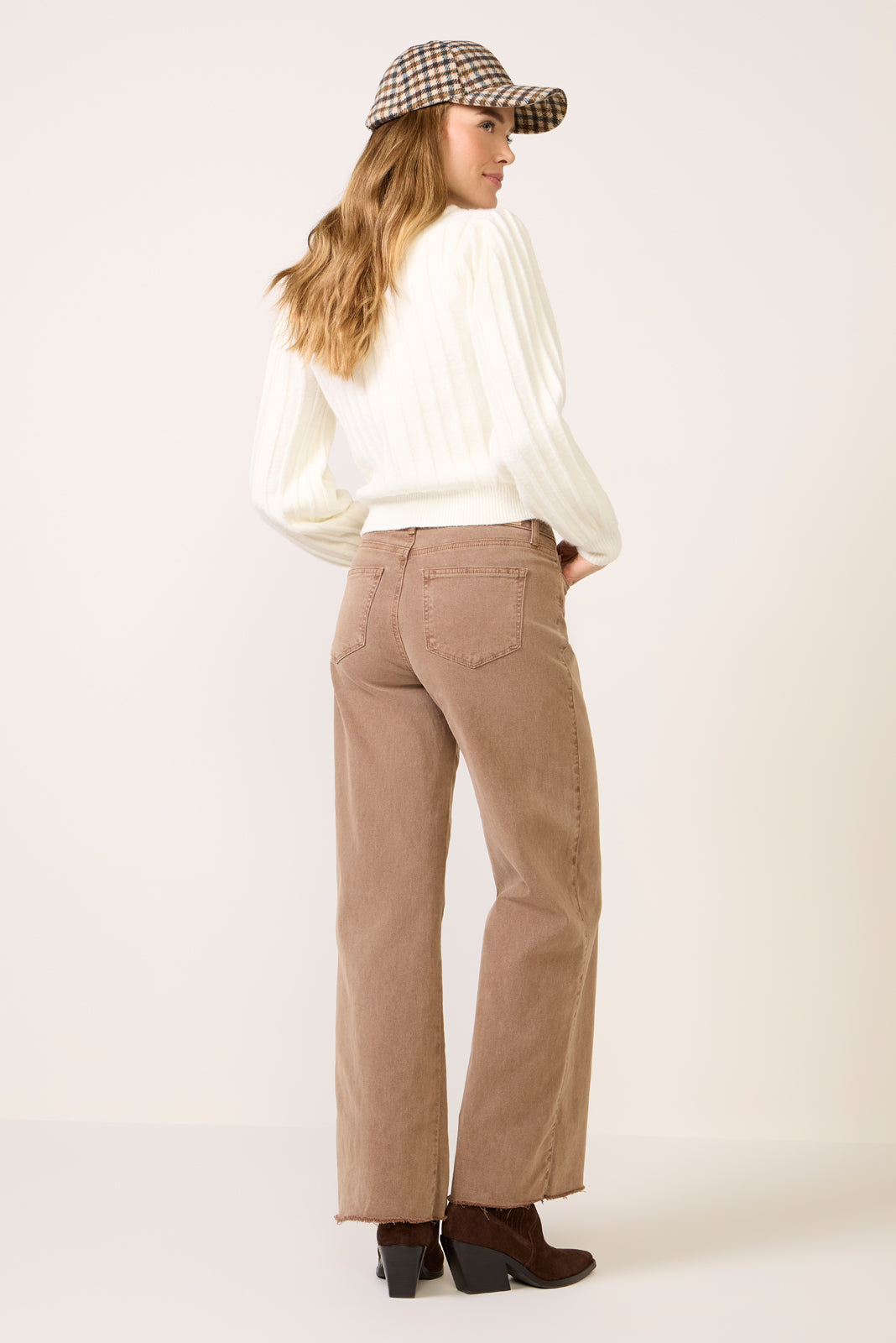 Anessa 31` w Raw Hem Wide Leg Pant - Image 4