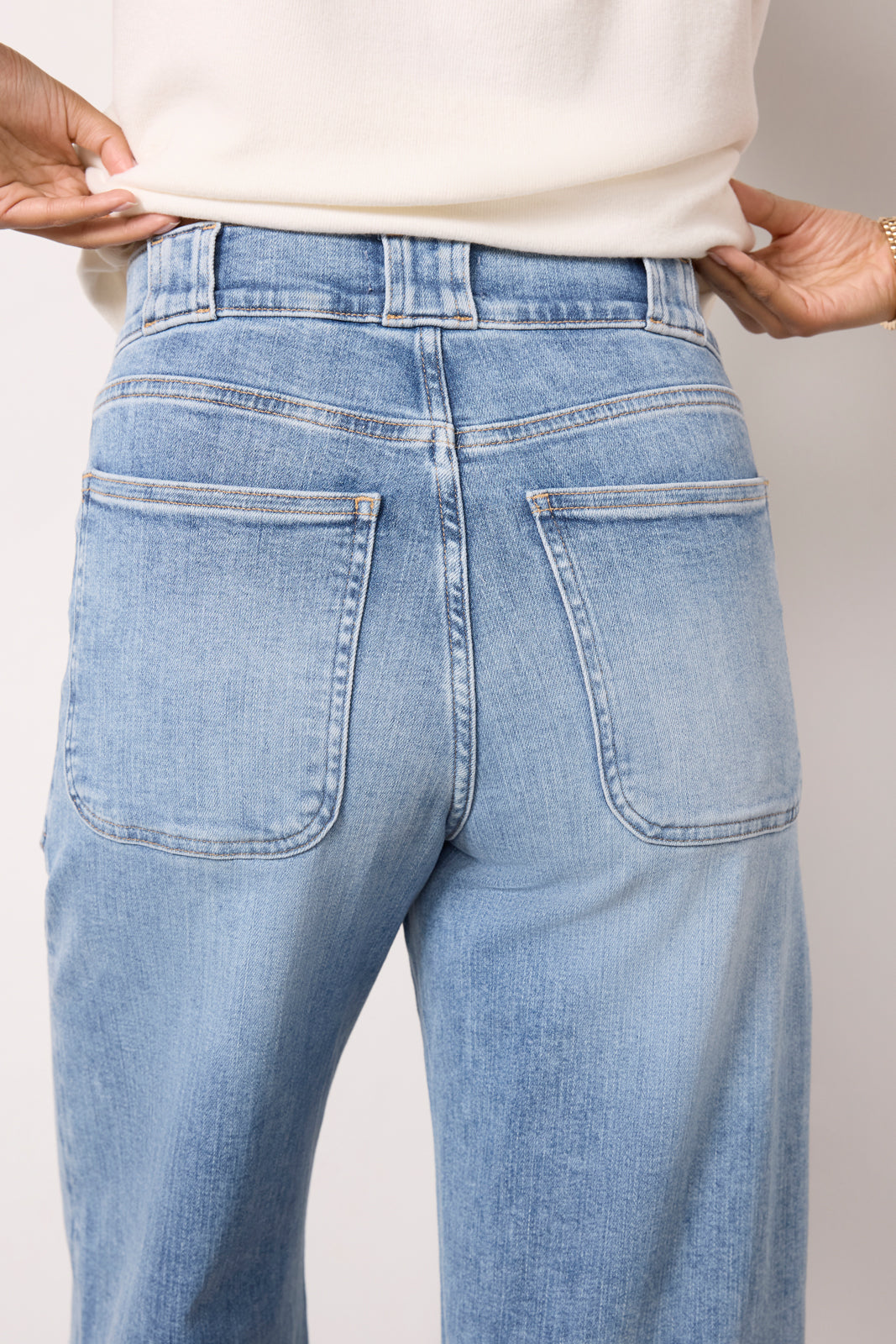 Modern Pocket Jean - Image 4
