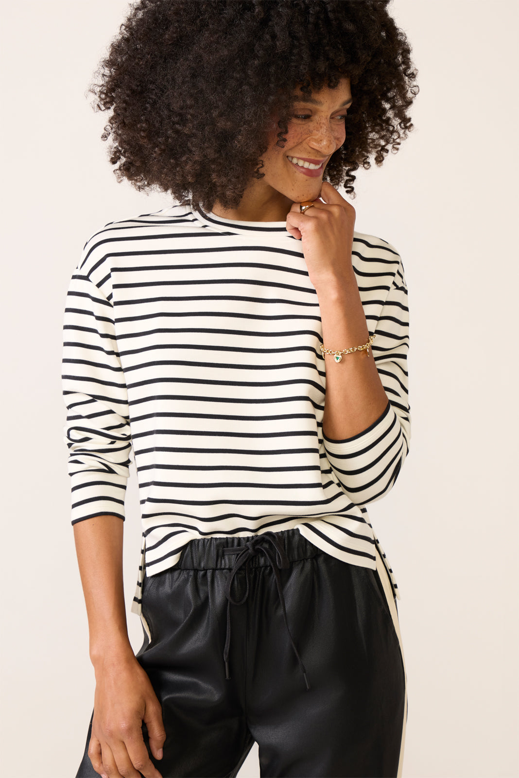 AirEssentials Light Air Side Slit Dolman - Image 2