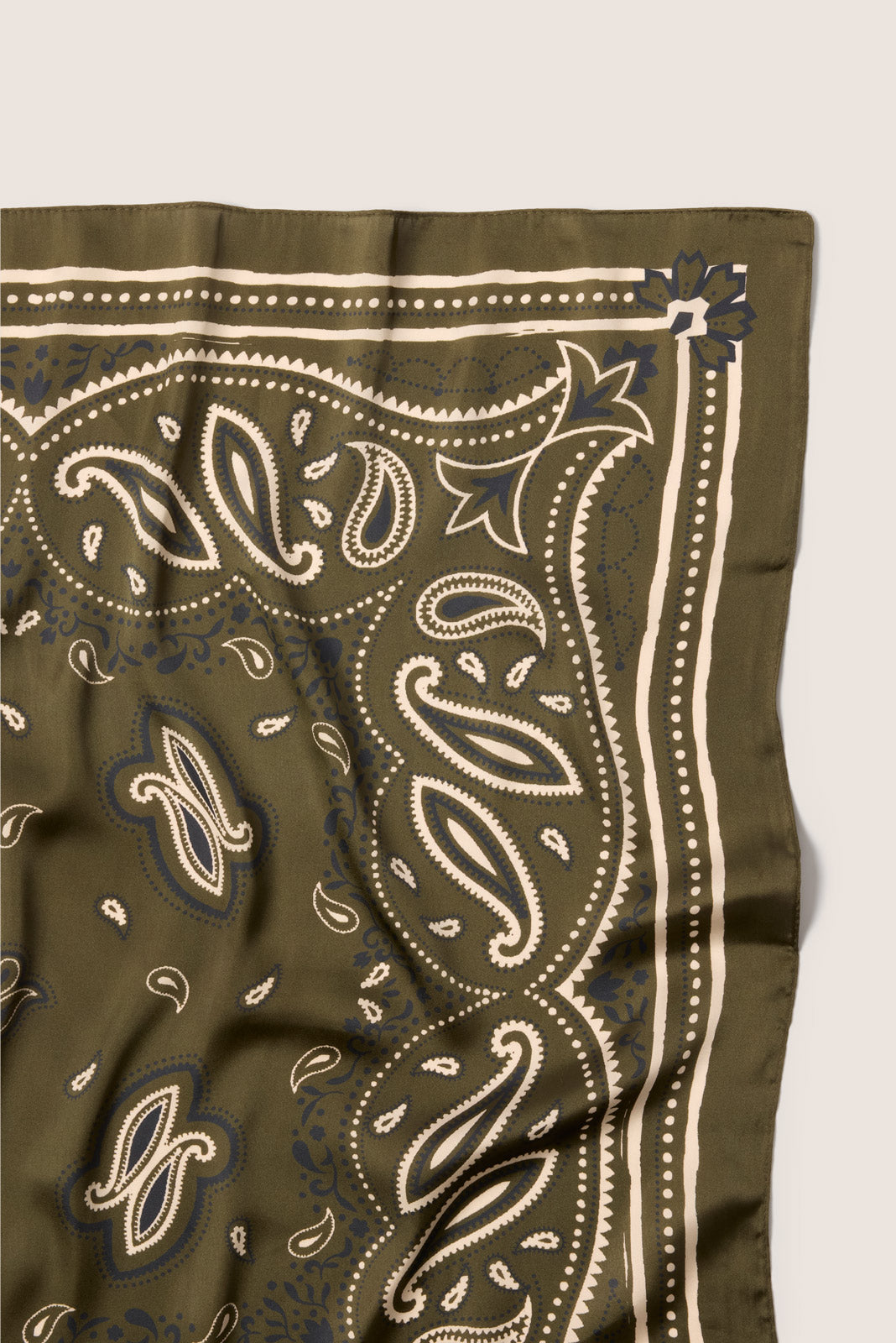 Beverly Paisley Bandana - Image 2