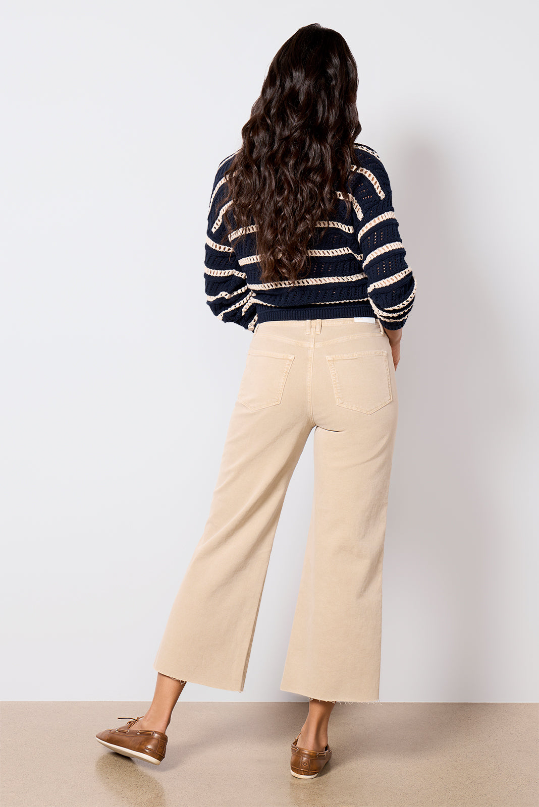 Anessa w Inset Pockets - Image 3