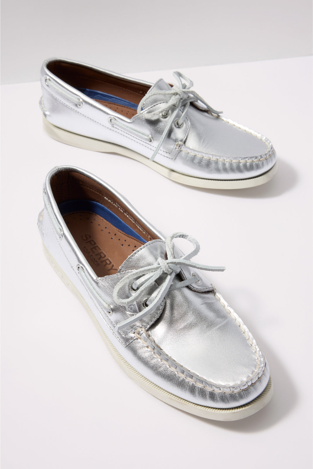 AO 2 Eye Boat Shoe - Image 2
